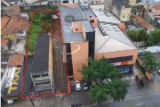 Prédio comercial para locação  ou para demolição  e construção  conforme  a necessidade , na av. Sal