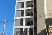 Apartamento quarto e sala com varanda, cozinha integrada, área, elevador, garagem em localização privilegiada no São Mateus. Últimas unidades!