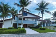 Casa À VENDA no Jardim Acapulco.