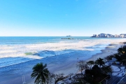 Apartamento na praia das Pitangueiras no Guarujá