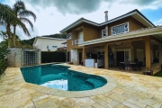 Casa à venda no Guarujá, condomínio Granville na praia da Enseada.