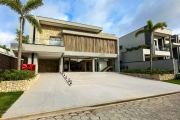 Conheça o refúgio perfeito ! Casa de praia à venda no Condomínio Acapulco em Guarujá.