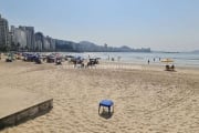 Apartamento frente ao mar à venda na praia das Astúrias em Guarujá