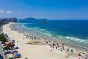 Apartamento à venda no Guarujá, na praia das Pitangueiras, Frente ao Mar