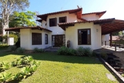 Linda casa duplex no melhor condomínio da Região Oceânica, Vale de Itaipú, 4 quartos, piscina.