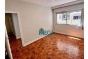 Apartamento de 1 dormitório com ar condicionado! Banheiro, totalmente reformado.