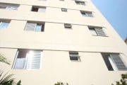 AMPLO APARTAMENTO