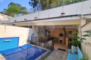 Casa em condomínio - COM PISCINA PRIVATIVA E AREA GOURMET