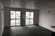 SALA COMERCIAL À VENDA DE 40 M2 NA REGIÃO DE PINHEIROS.