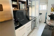 Lindo Apartamento, com 2 dormitórios e excelente sacada Gourmet