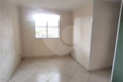 Excelente Apartamento na Vila Albertina na Avenida Maria Amália