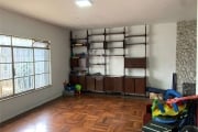 Casa de esquina a venda para moradia ou atividade comercial zoneamento ZCOR1