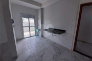 Apartamento TUCURUVI com 46,10m2, 2 quartos, sala, cozinha, banheiro e quintal, SEM vaga