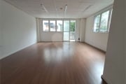 Sala comercial 41m² em prédio novo na Pompeia