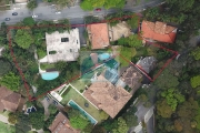 Casa para venda, com terreno de 3.100M² na Cidade Jardim