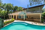 Casa no Jardim Cordeiro,4 suites, 4 vagas com 625 m² e piscina .