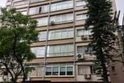 Vendo apartamento de três dormitórios na Dinarte Ribeiro esquina com Padre Chagas no Bairro Moinhos de Vento em Porto Alegre