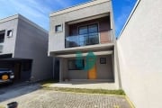 Sobrado novo interno em condomínio com 3 quartos sendo 1 suite e 2 vagas- Boa Vista