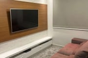 APARTAMENTO À VENDA COM 2 QUARTOS, SENDO UMA SUÍTE, SALA AMPLIADA DE TV QUE PODE REVERTER NO TERCEIRO DORMITÓRIO