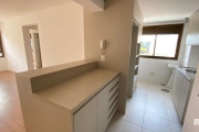 Apartamento à venda no Jardim do Salso, com 2 dormitórios, sendo 1 suíte, 2 banheiros sociais, sala com 2 ambientes, cozinha, churrasqueira. Localizado no 2º andar, o imóvel possui piso vinílico na ár