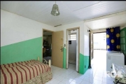 Casa 3 dorm. 250m² Privativos &lt;BR&gt;&lt;BR&gt;Casa Mista. Residência nos fundos e mais 3 lojas à frente. Entre a Rua Piauí e Santa Catarina, bairro Passo D´areia. Em frente ao empreendimento &quot