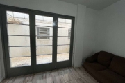 APARTAMENTO SEMI MOBILIADO CÓD.RP390338&lt;BR&gt;&lt;BR&gt;Apartamento à venda no Centro Histórico, Porto Alegre. Localizado na Rua Coronel Fernando Machado, próximo a todas as facilidades que a regiã