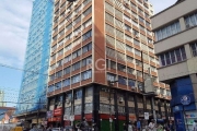 Coliseu vende amplo apartamento de 1 dormitório, frente, arejado, iluminado.&lt;BR&gt;Imóvel com 68,97m² de área privativa.1 banheiro ,1 cozinha.&lt;BR&gt;Edifício em ótima localização próximo a Sta. 