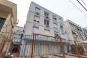 Ótimo apartamento no bairro Praia de Belas, de fundos, desocupado, reformado, com 50m² privativos, de 2 dormitórios. Possui sala ampla, 2 dormitórios, banheiro com box e ventilação natural, cozinha se