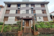 Excelente oportunidade no bairro Petrópolis. Apartamento de 2 dormitórios, living 2 ambientes, banheiro e cozinha amplos, área de serviço com churrasqueira, 1 vaga de garagem coberta. Condomínio de ba