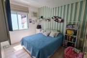 Apartamento a venda de 2 dormitórios, no bairro Floresta, living dois ambientes, reformado, semi mobiliado, ficam os móveis sob medida, banheiro reformado, hidráulica e elátrica novas, apenas dois lan