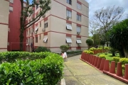 Lindo apartamento, todo reformado, 2 dormitorios. Condominio com portaria 24h, elevador, playgroud. Localização excelente, eerto de todos recursos do bairro. Garagem em frente a portaria.