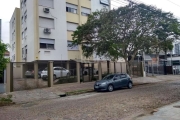 Apartamento semi-mobiliado à venda em Porto Alegre, no bairro Vila Ipiranga, dois dormitórios, living 2 ambientes, cozinha com área de serviço integrada e banheiro social, com uma vaga de garagem rota