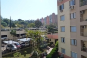 Excelente oportunidade no Bairro Jardim Carvalho, Apartamento com 3 dormitórios, cozinha , área de serviço separada, sacada integrada ao living, ficam os móveis fixos, vaga coberta, sol da manhã. Cond