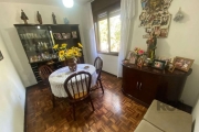 Excelente apartamento na Av. Eduardo Prado, Condomínio Jardim Zona Sul.&lt;BR&gt;O apartamento conta com 1 banheiro social, 2 dormitórios, apartamento arejado e ensolarado, sol por toda a manha e um p