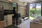 LINDO apartamento  SEMI MOBILIADO com pátio. &lt;BR&gt;2 dormitórios (1 suíte), com mais 1 banheiro social e 1 vaga de garagem escriturada. Ele ainda possui um pátio, churrasqueira, gás central e móve