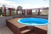 Ótima cobertura no Moinhos de Vento, com de 83m², mobiliada, geladeira, cooktop, móveis novos, possui terraço com piscina, possibilidade de colocar churrasqueira. Localizada a poucos metros da Socieda