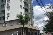 Apartamento desocupado com 2 dormitórios, living 02 ambientes, sacada com churrasqueira, banheiro social, cozinha e área de serviço. 1 vaga de garagem escriturada e coberta. Edificio com portaria 24hs