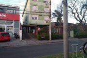 Apartamento à venda no Bairro Cristal em Porto Alegre. Localizado na Rua Doutor Campos Velho, o Edifício Hellen oferece um ótimo custo-benefício com seus 2 dormitórios, 2 banheiros, 106.18m² de área p