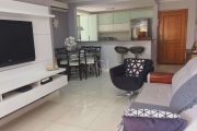 Impecável apartamento Garden com 148 m² de área privativa. Semi mobiliado. Living para 2 ambientes com piso em porcelanato. Sacada integrada com churrasqueira e espaço para web space. Amplo terraço. C