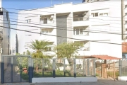 Excelente apartamento no centro de Canoas, com 03 dormitórios,  amplo living estar e jantar, cozinha, área de serviço, churrasqueira, 01 banheiro social, 01 banheiro de serviço  e  01 vaga coberta de 