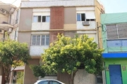 APARTAMENTO DE 1 DORMITÓRIO BEM LOCALIZADO NO BAIRRO FLORESTA! Apartamento em excelente estado, recentemente reformado, as aberturas e elétrica novas, recentemente revista. O apartamento também possui