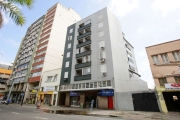 Apartamento 03 dormitórios no Bairro Centro Histórico de Porto Alegre.&lt;BR&gt;&lt;BR&gt;Amplo com 90m² privativos, piso em parquet, cozinha, hall de entrada, frente sala grande com sacada,  banheiro