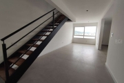 Apartamento duplex com 2 suítes!&lt;BR&gt;&lt;BR&gt;Apartamento diferenciado! Living com cozinha integrada com churrasqueira e lavabo. Parte superior com 2 suítes. Possui vaga para 2 carros. Edifício 