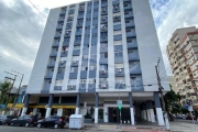 Na Loureiro da Silva, esquina Lima e Silva,  Cidade Baixa.&lt;BR&gt;Apartamento 1 dormitório (originalmente jksão hoje com divisória dormitório e sala com janelas)&lt;BR&gt;Hall de entrada piso cerâmi