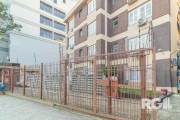 APARTAMENTO DE 1 DORMITÓRIO NA AV PADRE CACIQUE PROXIMO AO PRAIA DE BELAS E ESTADIO BEIRA RIO&lt;BR&gt;Apartamento com 1 dormitório, 1 banheiro, área de serviço, cozinha, piso frio em todo imóvel. Con