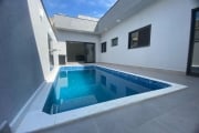 Casa Térrea com Piscina em Condomínio Fechado - Sorocaba/SP