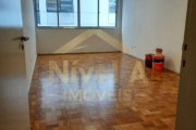 Apartamento com 116m², ótima localização/travessa da Av. Paulista, próximo Shopping Páteo Paulista e Hospital Santa Catarina