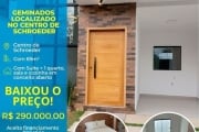 **Geminado no Centro de Schroeder – Conforto e Sofisticação!**