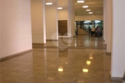 Sala comercial 40m², 1 banheiro, 1 vaga na Bela Vista - Venda