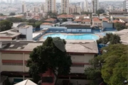 apartamento de 3 dormitórios, 1 suíte. Excelente localização. Faz tudo a pé.